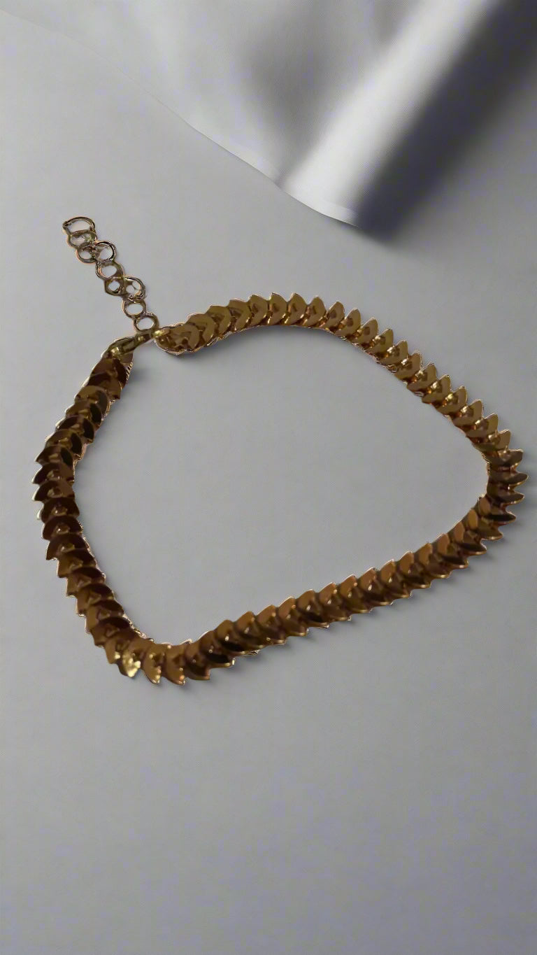 Snake-Pattern Anklet